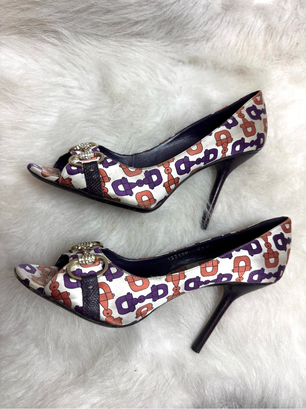 Gucci Vintage Satin Horsebit Crystal Open Toe Heels 8.5 - Picture 8 of 10